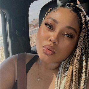 Meet your Posher, Jasz